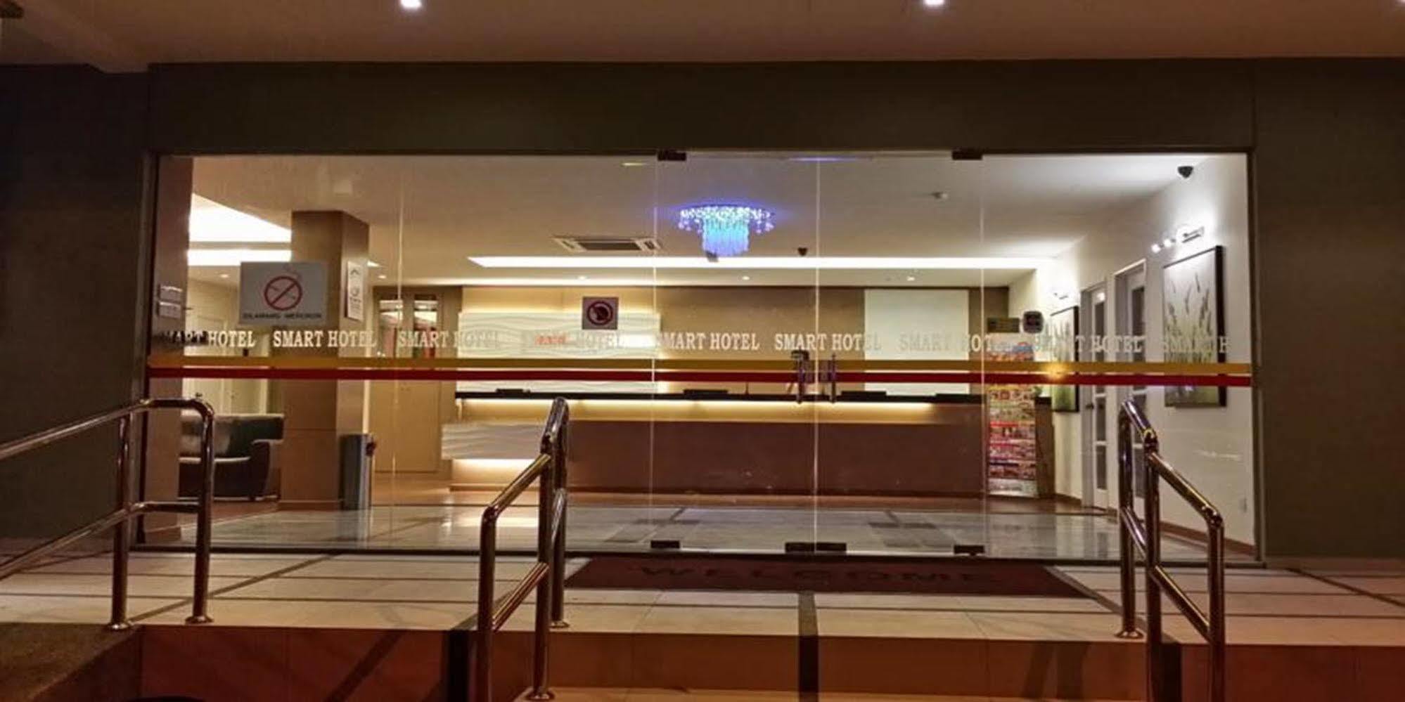 Smart Hotel Seremban Esterno foto